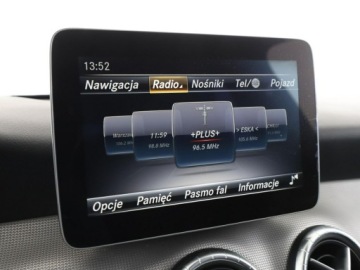 Mercedes CLA C117 Shooting Brake 1.6 180 122KM 2016 Mercedes CLA 180 automat navi kamera tempomat, zdjęcie 22