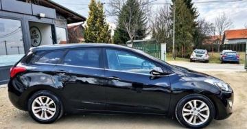 Hyundai i30 II Wagon 1.6 GDI 135KM 2013 Hyundai i30 BENZYNA nawigacja KAMERA super okazja 1.6 Benzyna 135KM, zdjęcie 9