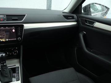 Skoda Superb III Liftback Facelifting 2.0 TDI SCR 200KM 2021 Skoda Superb 2.0 TDI, Salon Polska, 197 KM, 4X4, zdjęcie 7