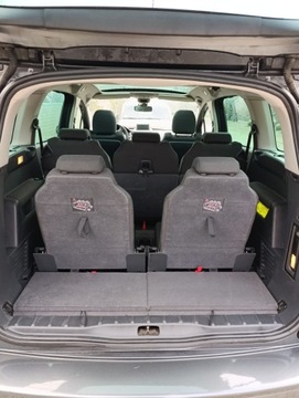 Peugeot 5008 I 2012 PEUGEOT 5008 I 1.6 HDi 112 KM, 2012 rok, 7 miejsc, pierwszy właściciel, zdjęcie 13