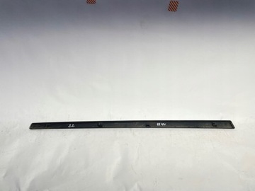 SUZUKI LIANA LIŠTA PŘEDNÍ PRAVÉ DVEŘE