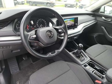 Skoda Octavia IV Scout 1.5 TSI ACT 150KM 2022 Skoda Octavia 1.5 Benzyna 150KM, zdjęcie 12