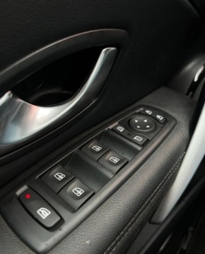 Renault Megane III Hatchback 1.4 16v TCe 130KM 2011 Renault Megane Klima Alu Super stan Gwarancja w cenie VFDJ 1.4 Benzyna, zdjęcie 25