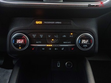 Ford Focus III Sedan Facelifting 1.0 EcoBoost 125KM 2018 Ford Focus 1.0 125KM Full led Navi Kamera Asystenty Salon Polska Faktura V, zdjęcie 15