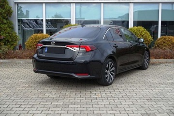 Toyota Corolla XII Sedan 1.5 VVT-i 125KM 2022 Toyota Corolla CarPlayAA, kamera, podgrzewane fotele, 1rej. 2023, klima 2s, zdjęcie 3