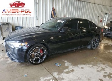 Alfa Romeo Giulia II Sedan Facelifting 2.0 Turbo 280KM 2022 Alfa Romeo Giulia Super 2022 2.0l 2.0 Benzyna 280KM