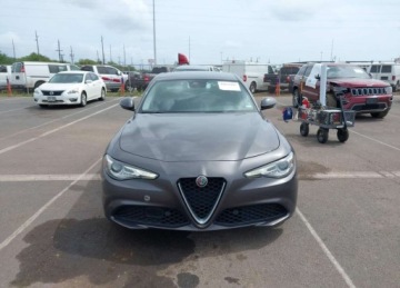 Alfa Romeo Giulia II 2017 Alfa Romeo Giulia 2017r., Ti Awd, 2L, od ubezpieczalni 2.0 Benzyna 284KM, zdjęcie 4
