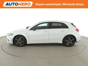 Mercedes Klasa A W177/V177 Hatchback Plug-In 1.3 250e 218KM 2020 Mercedes A 250 PHEV full LED navi skóra/alcantara, zdjęcie 1