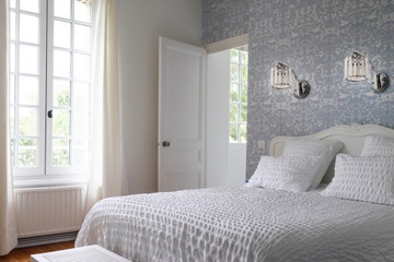 ГЛАМУРНЫЙ НАСТЕННЫЙ СВЕТИЛЬНИК, ХРУСТАЛЬНЫЙ ХРОМ