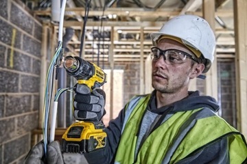 AKUMULATOROWA OPALARKA XR 18V DCE530N-XJ DEWALT