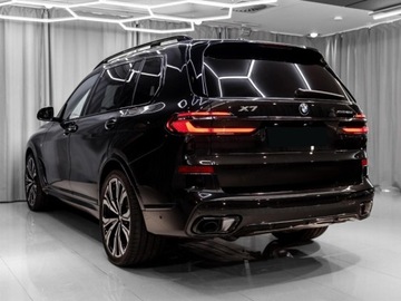 BMW X7 SUV Facelifting 3.0 40d 352KM 2025 BMW X7 xDrive40d Sport Suv 3.0 (352KM) 2025, zdjęcie 1