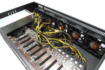 Кейс для майнинга криптовалюты с 12 видеокартами BOX