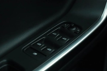 Volvo V60 I Kombi Facelifting 2.0 D3 DRIVE-E 150KM 2018 Volvo V60 D3 2.0, Klima, Klimatronic, Tempomat, zdjęcie 13