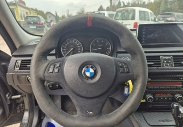 BMW Seria 3 E90-91-92-93 Limuzyna E90 318i 143KM 2009 BMW Seria 3 Automat KameraBogata wersja 2.0 Benzyna 143KM, zdjęcie 12