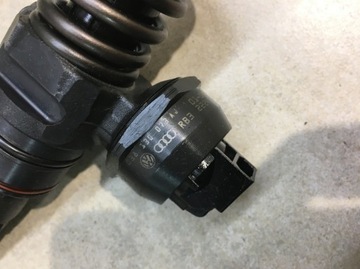 НАСОС ИНЖЕКТОР GOLF IV 1.9 TDI ATD 038130073AJ