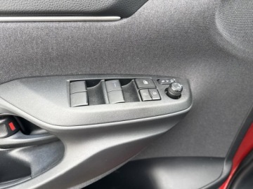 Toyota Yaris IV Hatchback 1.5 Hybrid Dynamic Force 116KM 2022 Toyota Yaris Cross Hybrid 1.5 Comfort Hybrid 1.5 C, zdjęcie 16