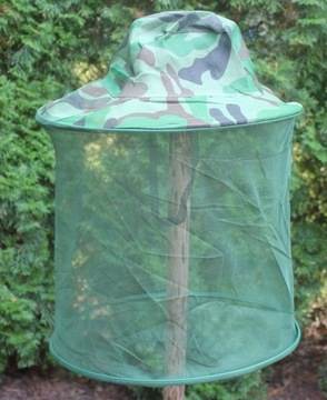 ШАПКА С МОСКИТНОЙ СЕТКОЙ.