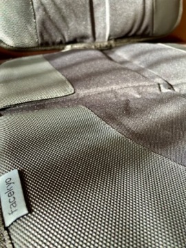 БОЛЬШОЙ ЗАЩИТНЫЙ КОВРИК ДЛЯ СИДЕНЬЯ DELUX ЧЕРНЫЙ