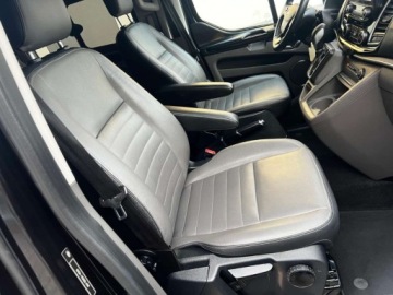 Ford Tourneo Custom I 2021 Ford Tourneo Custom Turneo Custom Tytanium X specjalistyczny dla Inwalidow, zdjęcie 31