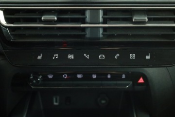 Citroen C5 Aircross SUV Facelifting 1.2 PureTech 131KM 2022 Citroen C5 Aircross PureTech 130, Salon Polska, zdjęcie 16