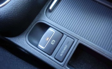 Volkswagen Tiguan I SUV Facelifting 2.0 TDI CR DPF BlueMotion 140KM 2012 Volkswagen Tiguan 2.0TDI 140KM 4Motion 4x4 LIFT Navi Klimatronik Alcantara, zdjęcie 21