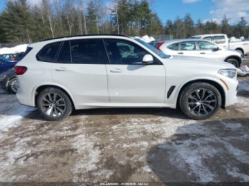 BMW X5 G05 2022 BMW X5 xDrive40i 2022 3.0 Benzyna 335KM, zdjęcie 6