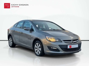 Opel Astra J Sedan 1.4 Turbo ECOTEC 140KM 2017 Opel Astra Salon PL 1.4T Zadbany 1.4 Benzyna 140KM, zdjęcie 6