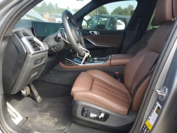 BMW X7 2024 BMW X7 M60i 2024 4.4l 4.4 Benzyna 523KM, zdjęcie 7