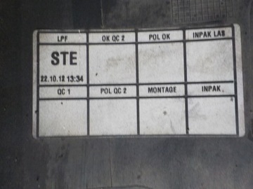 VOLVO V40 2012R 1.6D КОД ПОКРАСКИ ЛЕВОЙ ПАНЕЛИ РАМЫ — 45500