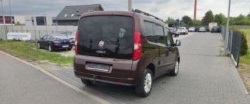 Fiat Doblo III 2010 Fiat Doblo 1.6 diesel ,bezwypadek ,sliwka metalik ,klimatronik 1.6 Diesel, zdjęcie 4