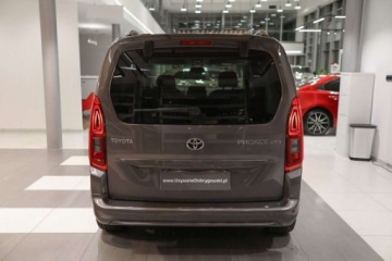 Toyota 2020 Toyota Proace City Verso City Verso 1.5 D-4D Family Aut. 1.5 Diesel 130KM, zdjęcie 4