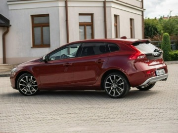 Volvo V40 II Hatchback 2.0 D4 177KM 2012 Volvo V40 Kinetic 2.0d 177KM Manual ! Serwisowany, zdjęcie 12