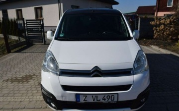 Citroen Berlingo II Combi Facelifting 2015 1.6 BlueHDi 120KM 2017 Citroen Berlingo 1,6 HDI 2017r Klimatronik PDC Panorama Led Tempomat Sprow, zdjęcie 8