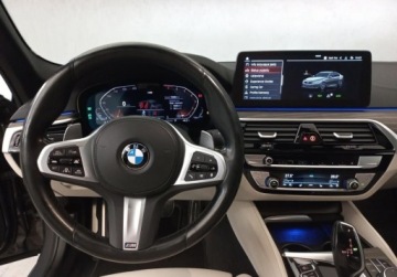 BMW Seria 5 G30-G31 Limuzyna Facelifting 3.0 540i 333KM 2022 BMW Seria 5 BMW 540i xDrive M Sport PRO, Laserlight, HarmanKardon, Dach, H, zdjęcie 13