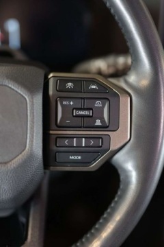 Toyota Land Cruiser VII Terenowy 5d 2.8 D-4D 204KM 2024 Toyota Land Cruiser LC 2.8 D-4D Executive aut 2.8 Diesel 205KM, zdjęcie 31