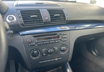 BMW Seria 1 E81/E87 Hatchback 5d E87 2.0 118i 143KM 2009 BMW Seria 1 18i Dealer BMW Bonkowscy 2.0 Benzyna 143KM, zdjęcie 9