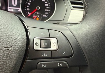 Volkswagen Passat B8 Variant 2.0 TDI 150KM 2015 Volkswagen Passat Stan bdb 2.0 Diesel 150KM, zdjęcie 15