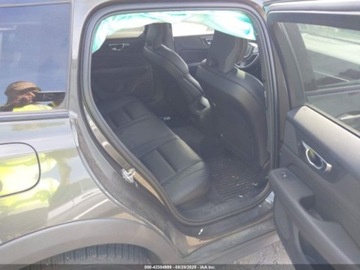 Volvo 2021 Volvo V60 Cross Country V60 awd 2.0 Benzyna 250KM, zdjęcie 10