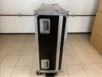 Цифровой микшер Allen&Heath iLive T112 + сценический блок IDR-64