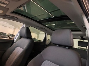 Kia Venga Mikrovan 1.6 DOHC CVVT 125KM 2010 Kia Venga 1.6 Benzyna, Panorama, autoklima, grzane siedzenia, zdjęcie 10