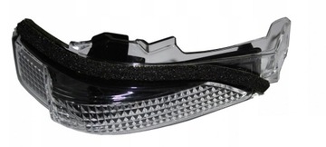 COROLLA E17 E18 2013-2019 BLIKAČ ZRCÁTKO SMĚR SMĚROVKA PRAVÝ