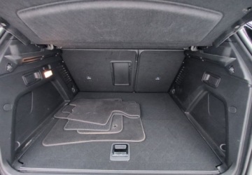 Peugeot 3008 II Plug-In Hybrid Facelifting 1.6 HYBRID4 300KM 2022 Peugeot 3008 1.6 PureTech Hybrid4 PHEV GT Pack SS EAT8 SalonPL Niski Przeb, zdjęcie 6