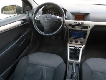 Opel Astra H Hatchback 5d 1.8 ECOTEC 140KM 2008 Opel Astra 1.8 16V, Klima, El. szyby, zdjęcie 6