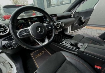 Mercedes Klasa A W177/V177 Hatchback 1.5 180d 116KM 2018 Mercedes-Benz Klasa A 1.5AMG LINE VIRTUAL navi kamera zarejestrowany AUTOM, zdjęcie 18