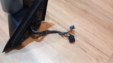 KOLEOS II ZRCÁTKO P PRAVÉ 11 PIN +2PIN