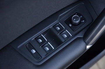 Volkswagen Tiguan II SUV 2.0 TDI 190KM 2018 Volkswagen Tiguan 2.0 TDI CR 190 KM, 4x4, Virtual, Navi, Kamera, Webasto,, zdjęcie 23