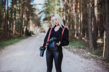 КОЖАНАЯ ШРУКА ДЛЯ ФОТОГРАФИИ КРАСНАЯ 3.3 КРОВЬ