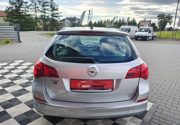 Opel Astra J Sports Tourer Facelifting 1.4 Turbo ECOTEC 140KM 2015 Opel Astra Opel Astra J Sport Tourer 1.4BenzLPG 1.4 BenzynaLPG 140KM, zdjęcie 5