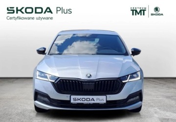 Skoda Octavia IV Liftback 1.5 TSI EVO 150KM 2023 Skoda Octavia 1.5eTSI 150KM Hak Virtual Martwe pole ACC Manetki Ambiente E, zdjęcie 7