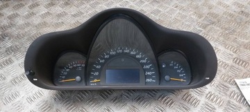 PŘÍSTROJOVÁ DESKA BUDÍKY MERCEDES CL203 2.0 W203 A2035408111